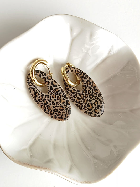 Polymeerklei oorbellen panter ovaal