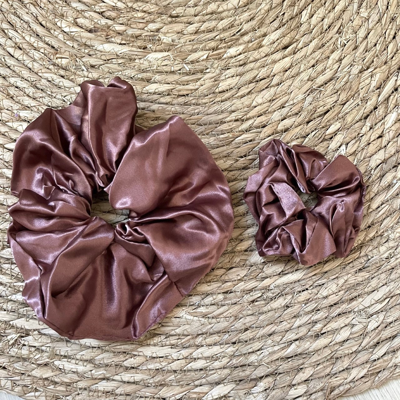 Scrunchie satijn bordeaux