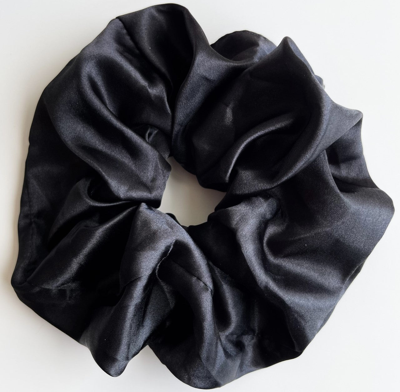 Scrunchie satijn zwart
