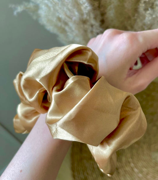 grote Xl scrunchie caramel
