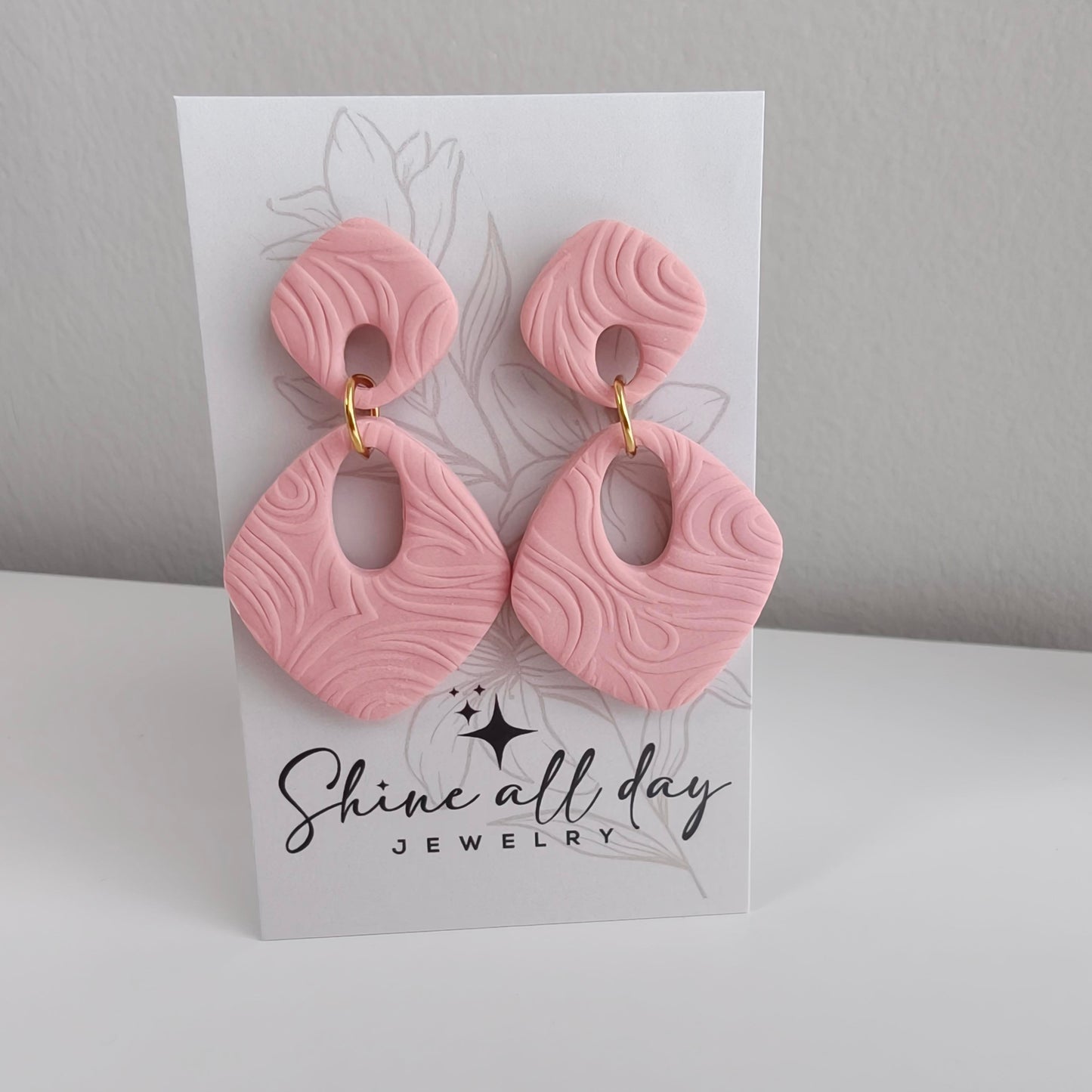 Polymeerklei oorbellen stacy licht roze