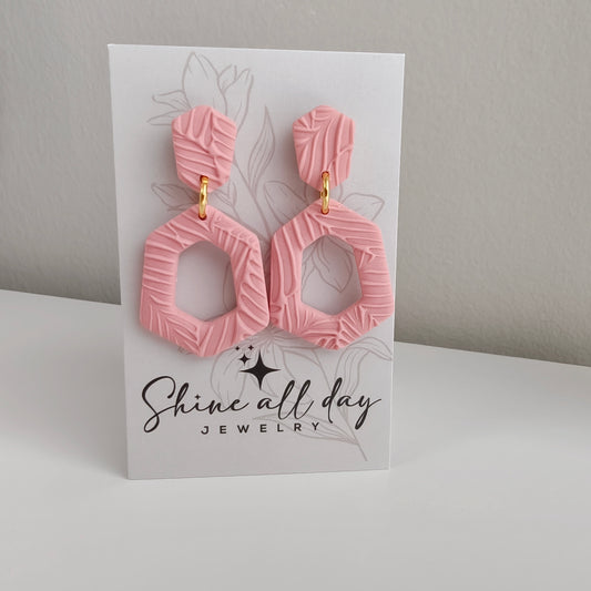 Polymeerklei oorbellen bella licht roze